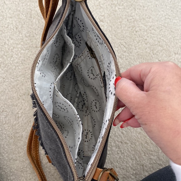 Myra Crossbody Bag - Picture 5 of 7